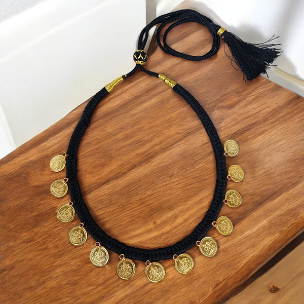 Kempu Kasu Thread Necklace – Maayakriya