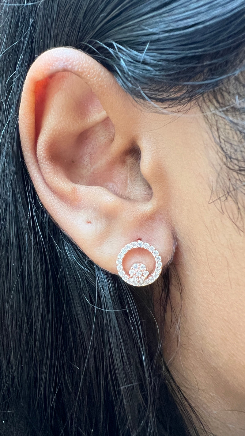 Round Flower Rosegold Earrings