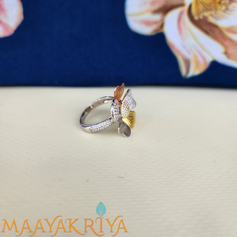 Aarvi Golden Diamond Gold Ring at Rs 37999 in Surat | ID: 2852573326055