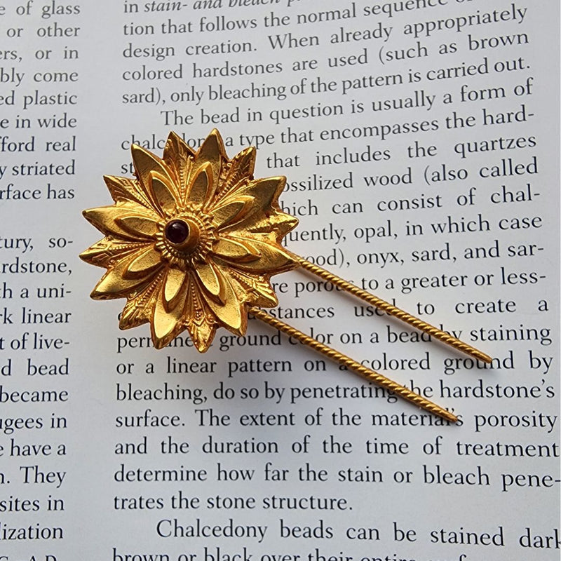 Kanakpushpa Hairpin