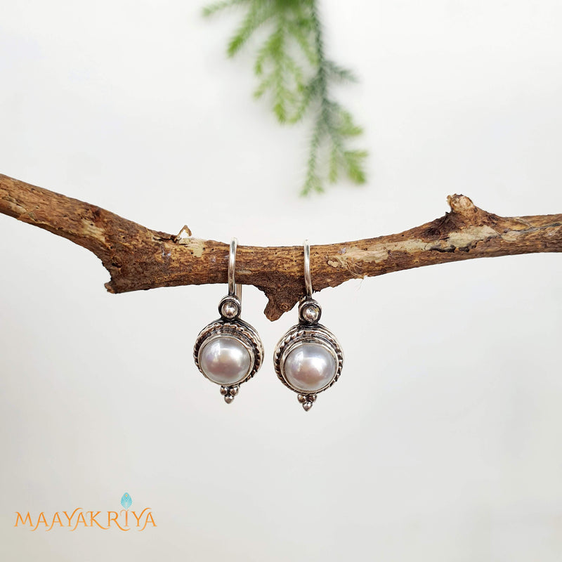 Pearl Round Hangings