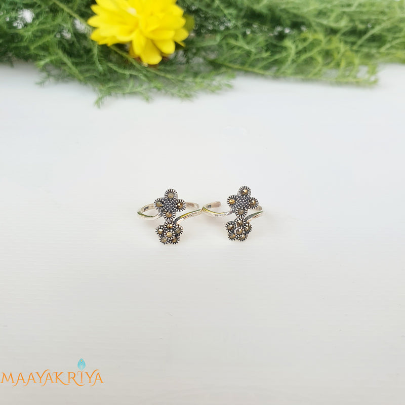 Diamond Flower Marcasite Toerings