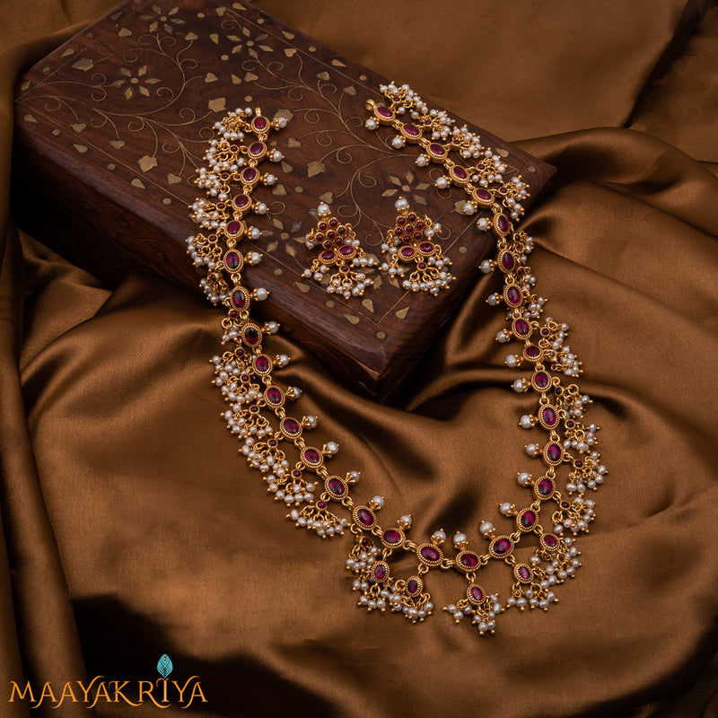 Aashvi Guttapusalu Necklace Set