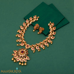 Gopika Mavu Necklace Set