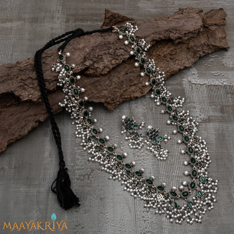 Avhni Guttapusalu Necklace Set