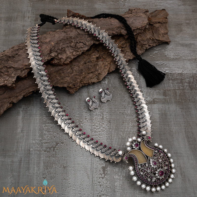 Vyagrahakila Lakshmikasu Necklace Set