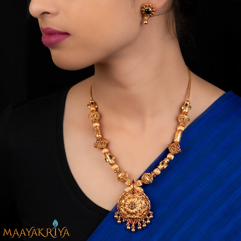 Golakara Filigri Necklace Set