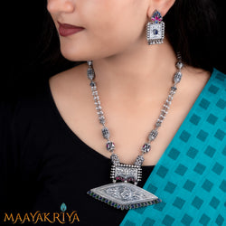 Aksaja Necklace Set