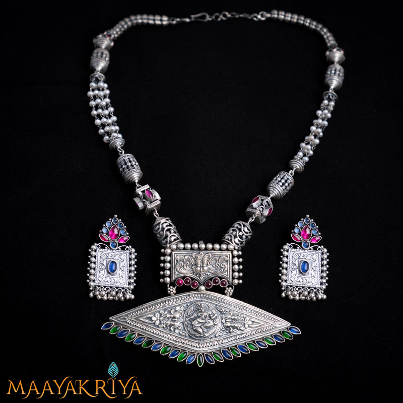 Aksaja Necklace Set