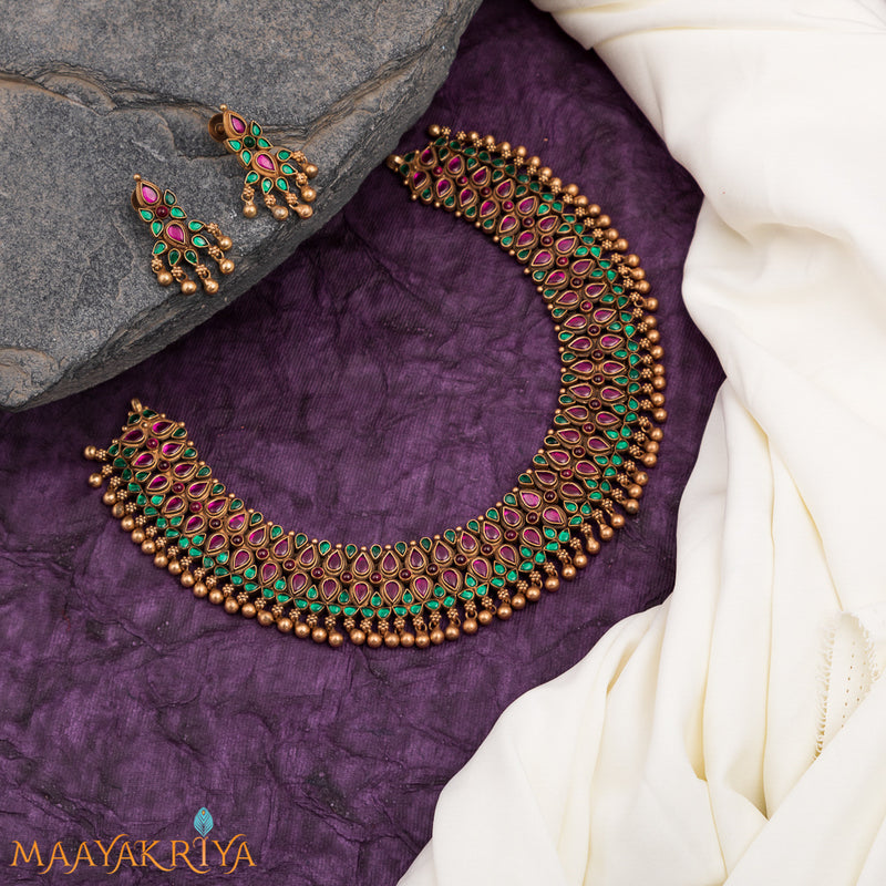 Aadrika Necklace Set